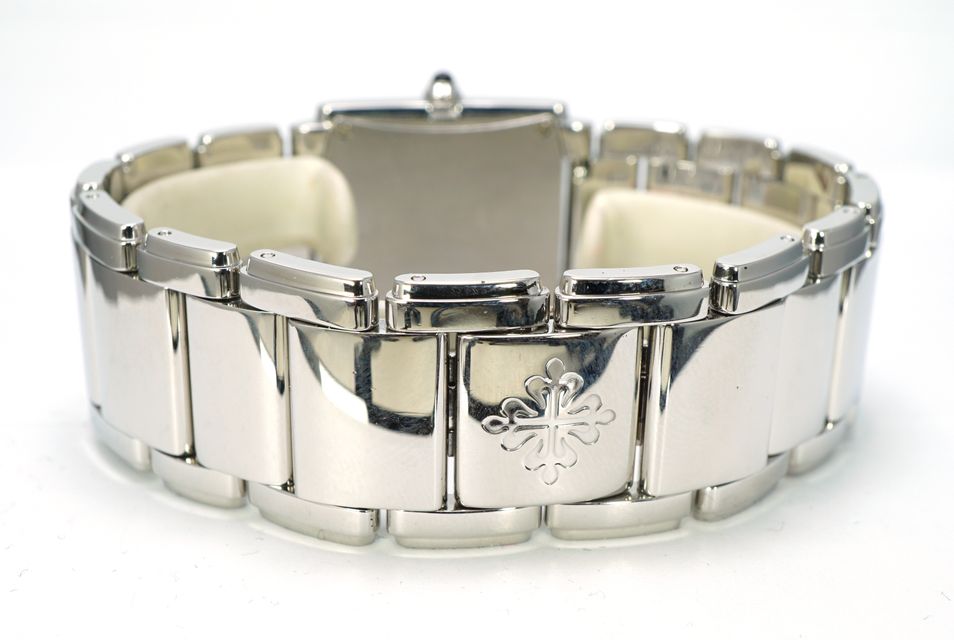 Patek Philippe Twenty-4 4910/10A-011 Image 4